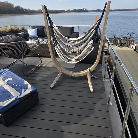 Hausboot Seeadler Ihre Private Auszeit Am Wasser Mit Sauna, Hunde Willkommen *